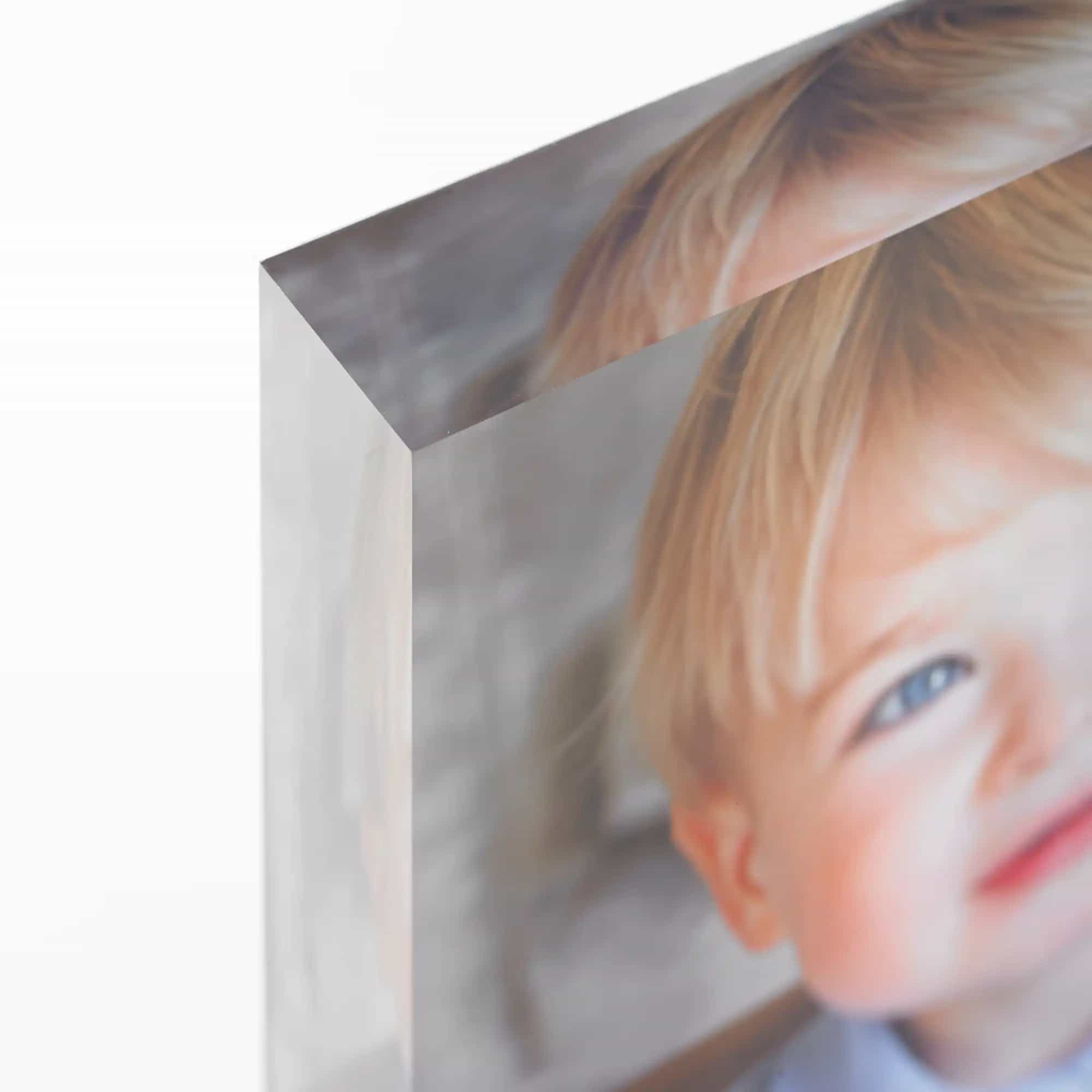 Acrylic prism with transparent background, 25mm acrylic block, 8x8" / 20x20cm [requires transparent png] 2