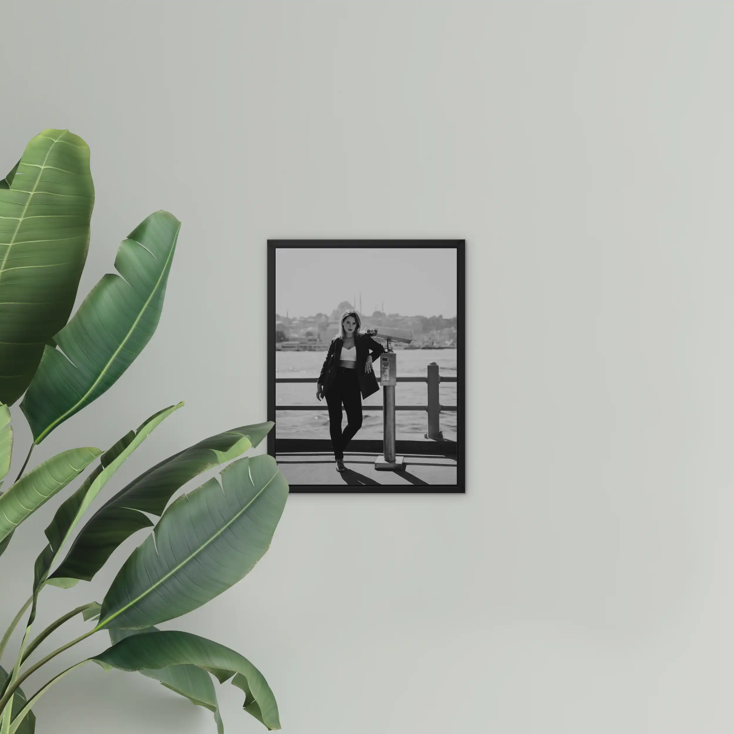 Global float framed canvas on premium stretcher bars, 16x20" / 41x51cm - Photo 2