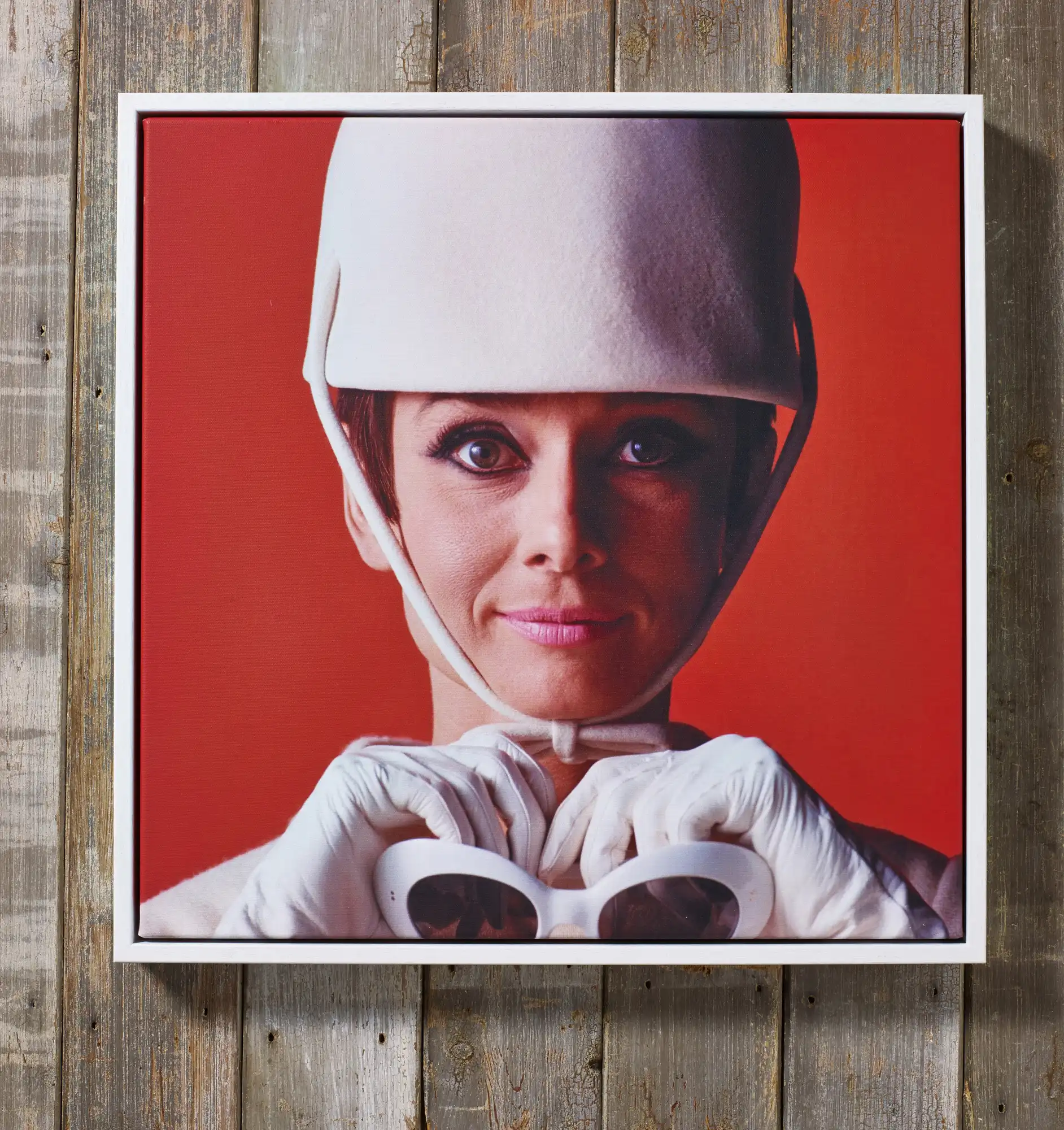 Global float framed canvas on premium stretcher bars, 16x20" / 41x51cm - Photo 7