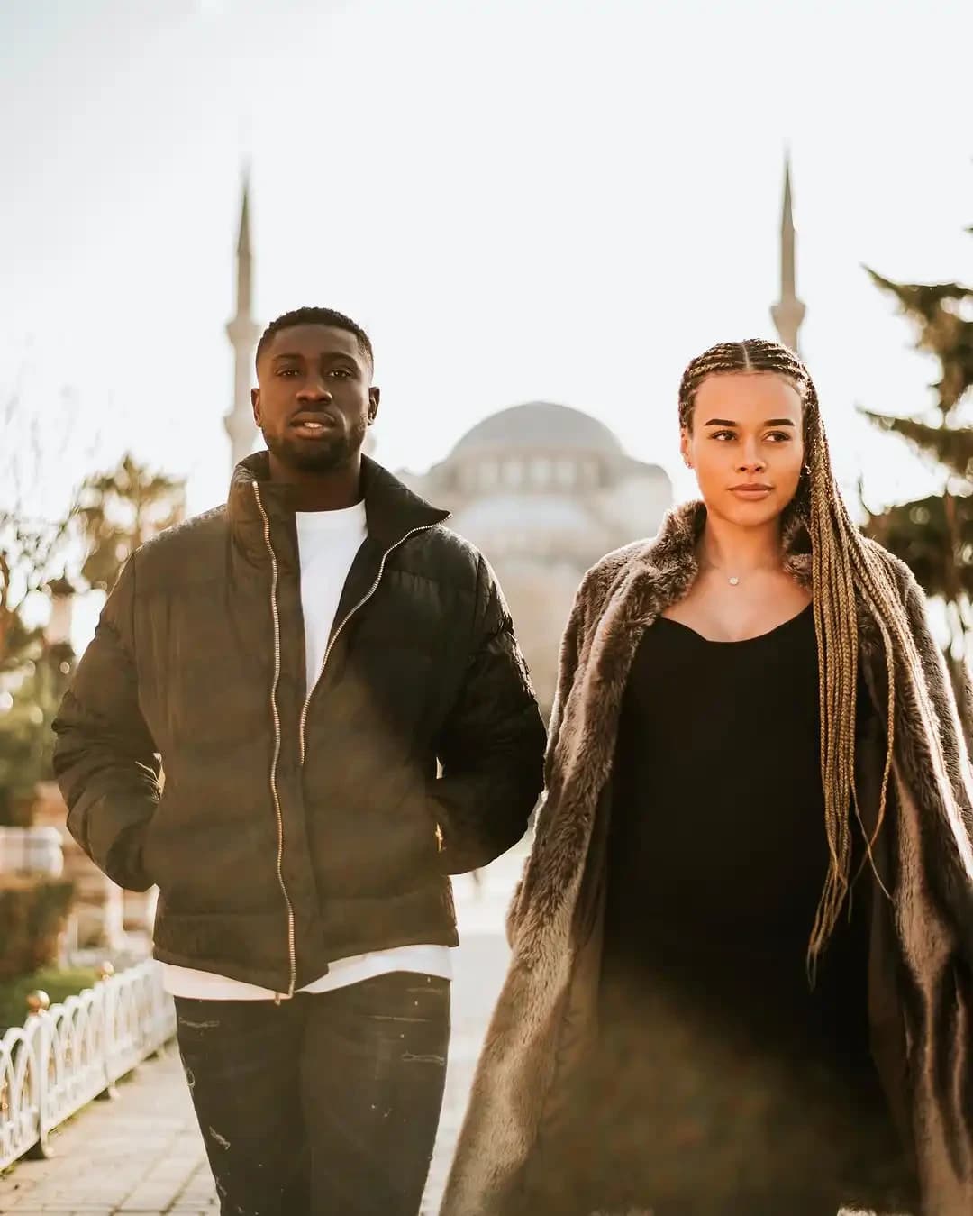 2-Location Istanbul Couple Photoshoot: Hagia Sophia & Ortaköy - Photo 11