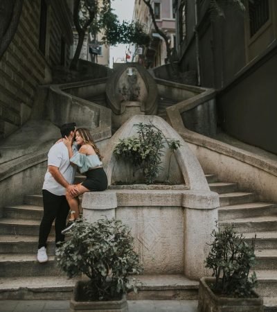 couple photos taken by istanbul photographer